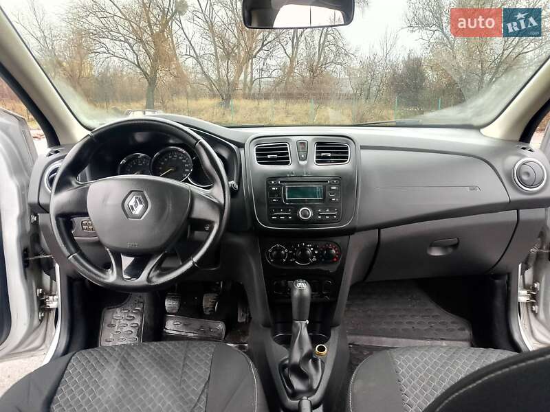 Седан Renault Logan 2016 в Києві фото 11 Седан Renault Logan 2016 в Києві