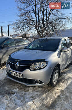 Седан Renault Logan 2013 в Львові