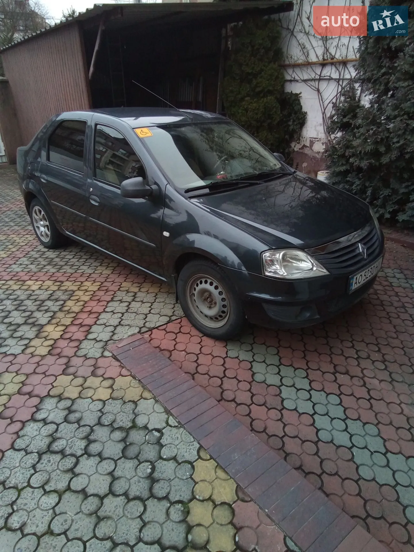 2012 Renault Logan - мініатюра 2