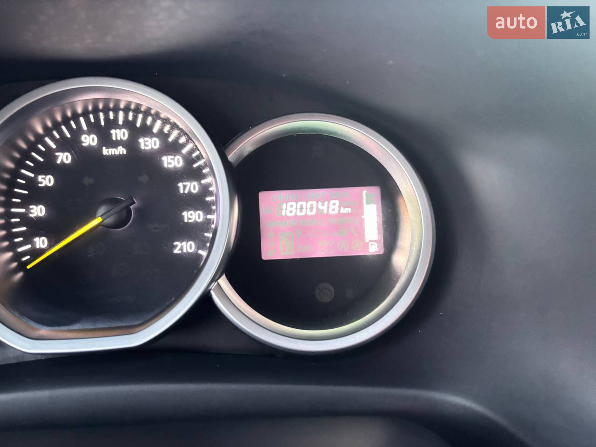2016 Renault Logan - мініатюра 5