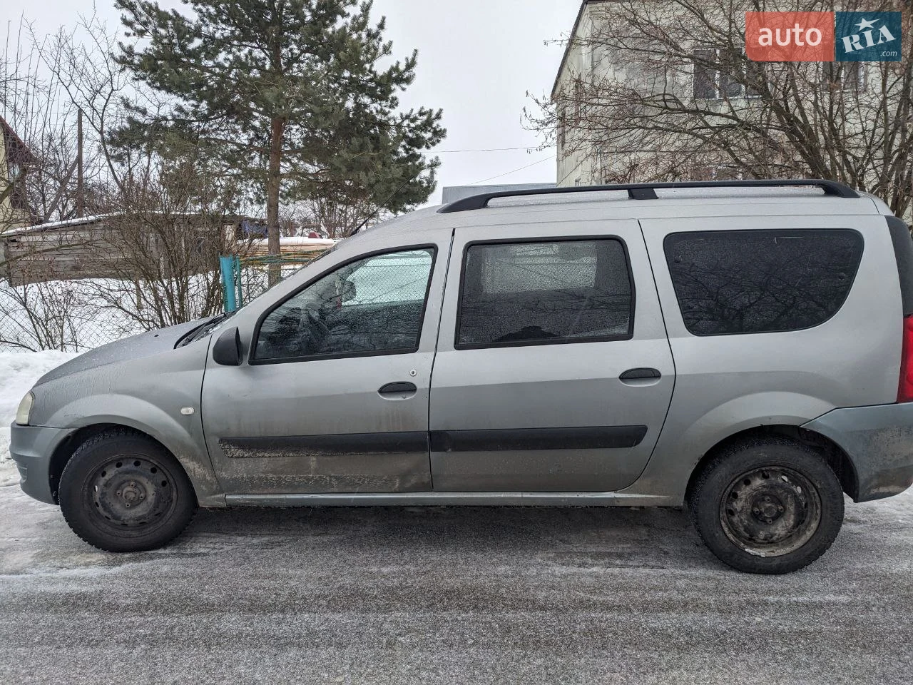2011 Renault Logan - мініатюра 14