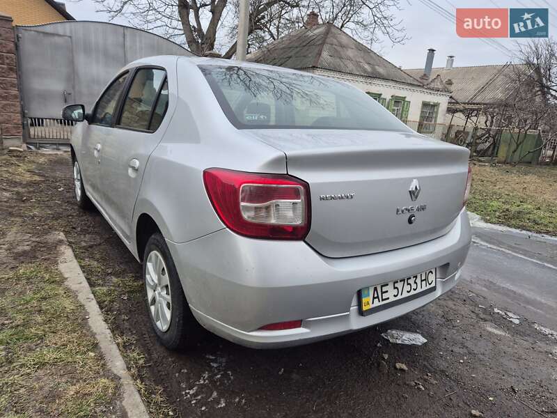 Седан Renault Logan 2013 в Новомосковську