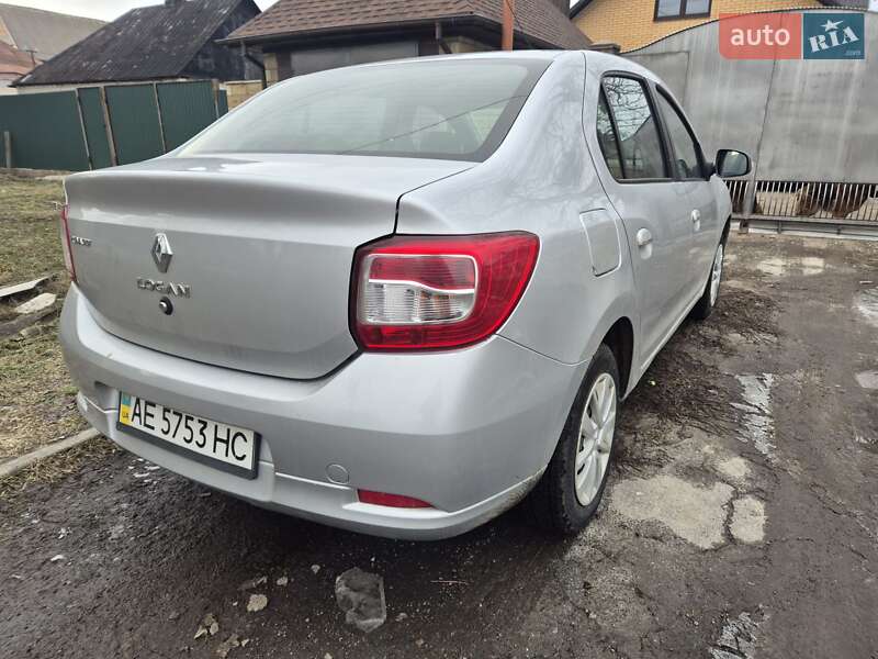 Седан Renault Logan 2013 в Новомосковську