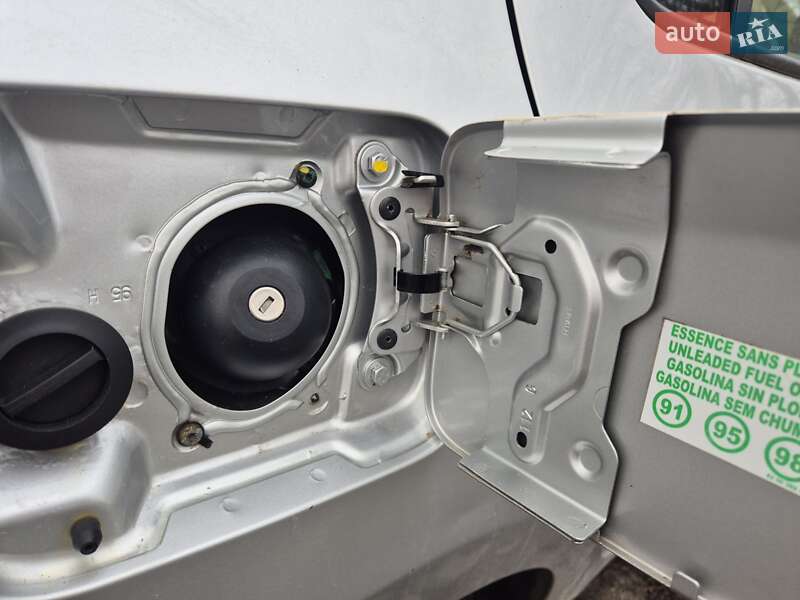 Седан Renault Logan 2013 в Новомосковську