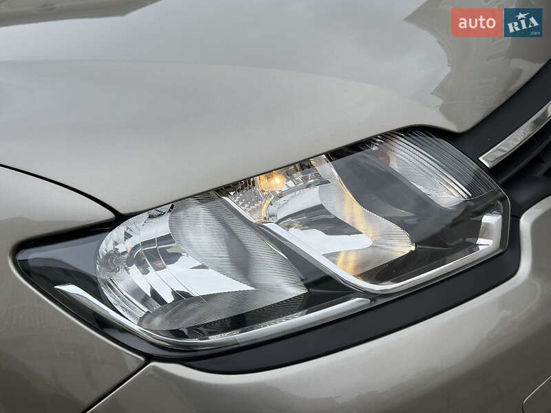 Седан Renault Logan 2013 в Одессе фото 14 Седан Renault Logan 2013 в Одессе