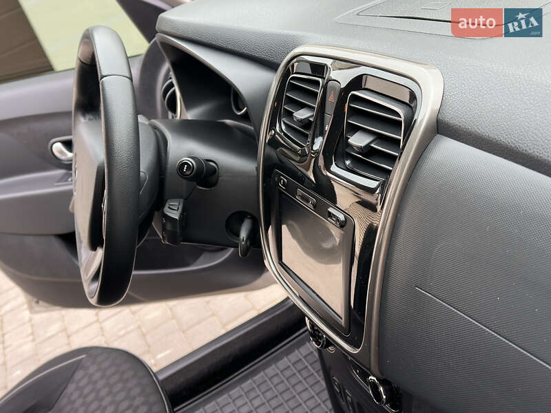 Седан Renault Logan 2013 в Одессе фото 41 Седан Renault Logan 2013 в Одессе