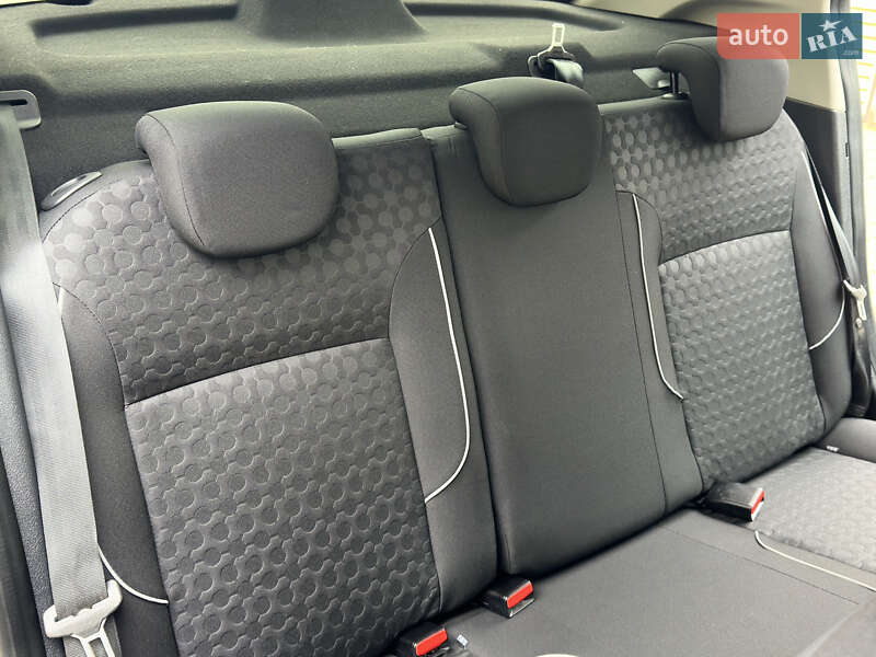 Седан Renault Logan 2013 в Одессе фото 46 Седан Renault Logan 2013 в Одессе