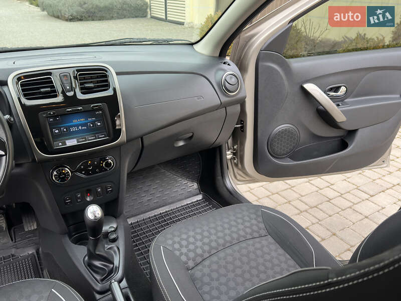 Седан Renault Logan 2013 в Одессе фото 57 Седан Renault Logan 2013 в Одессе