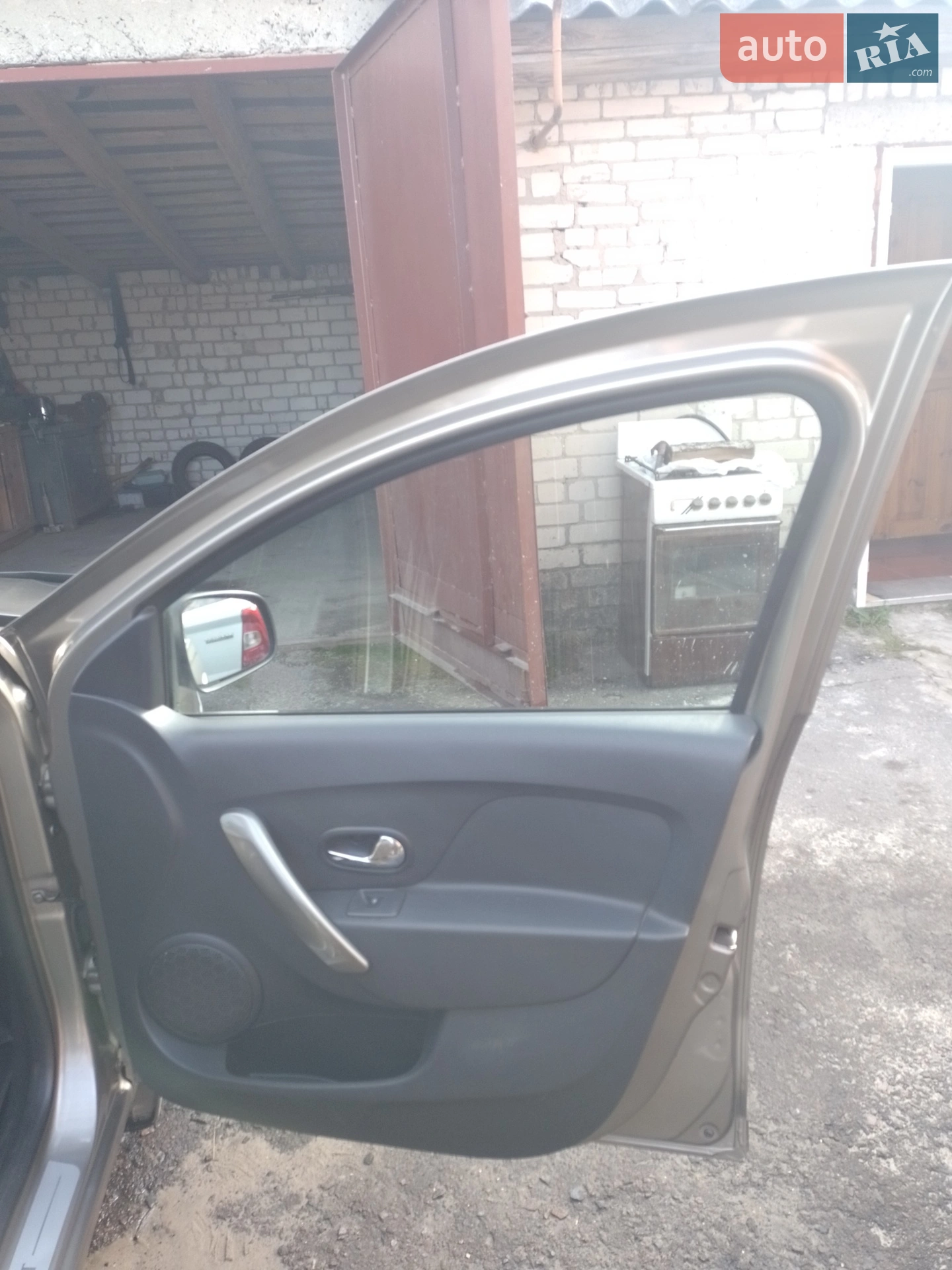 2014 Renault Logan - мініатюра 4