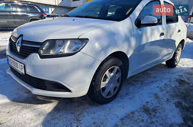 Седан Renault Logan 2016 в Львові