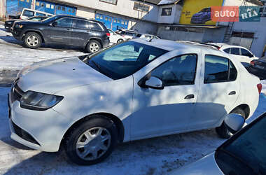 Седан Renault Logan 2016 в Львові