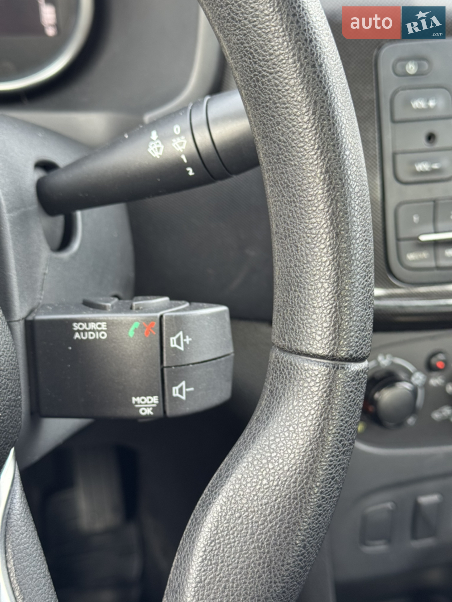 2018 Renault Logan - мініатюра 18