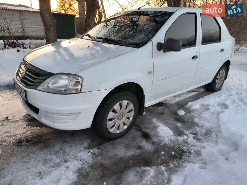 Седан Renault Logan 2010 в Прилуках фото 2 Седан Renault Logan 2010 в Прилуках