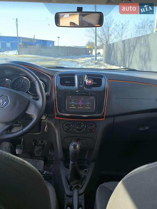 Седан Renault Logan 2014 в Харькове