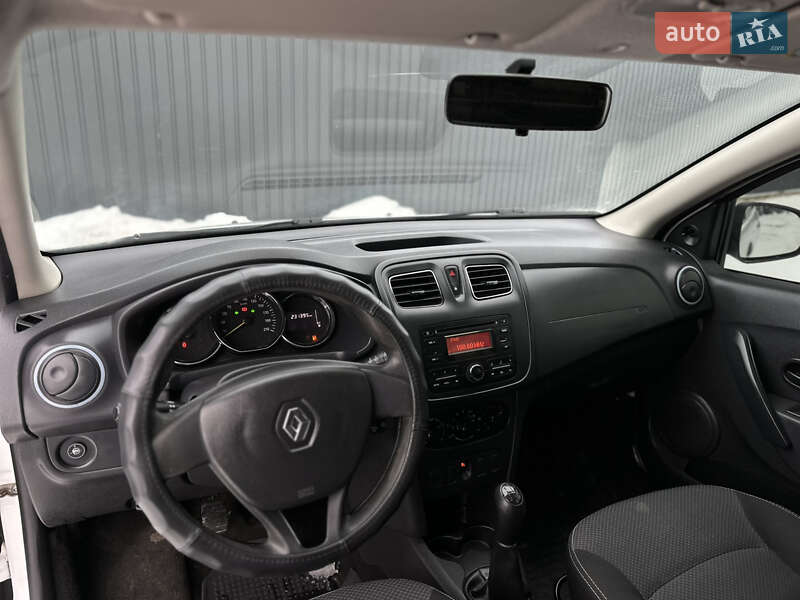 Седан Renault Logan 2016 в Дрогобыче