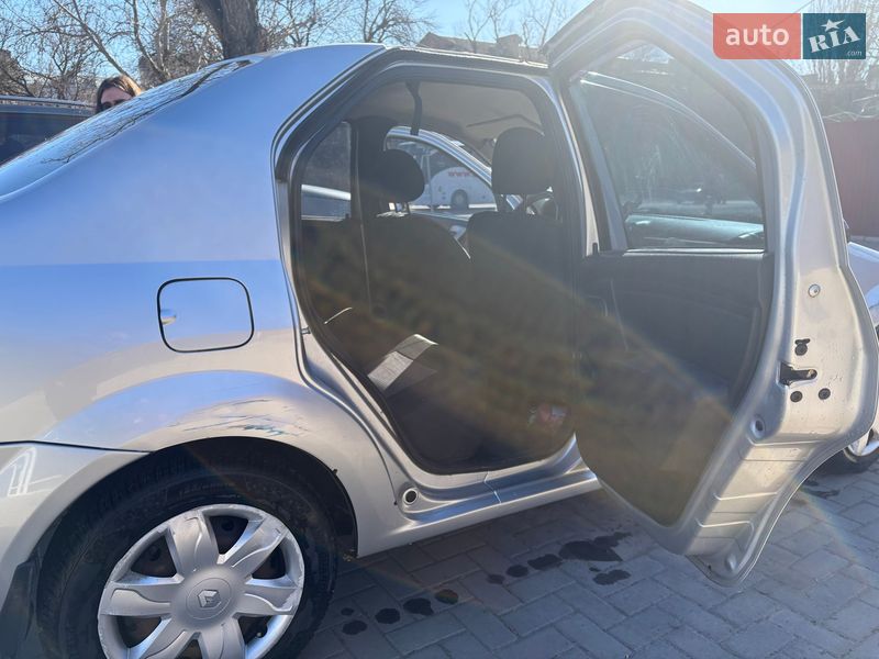 Седан Renault Logan 2009 в Николаеве