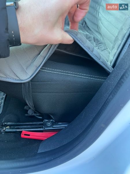 Седан Renault Logan 2015 в Миргороді