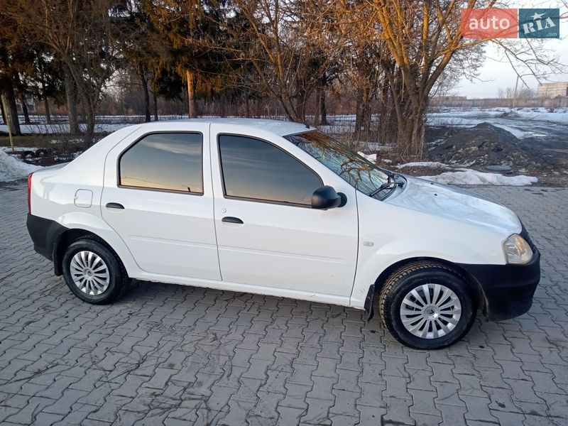 Седан Renault Logan 2009 в Тернополе