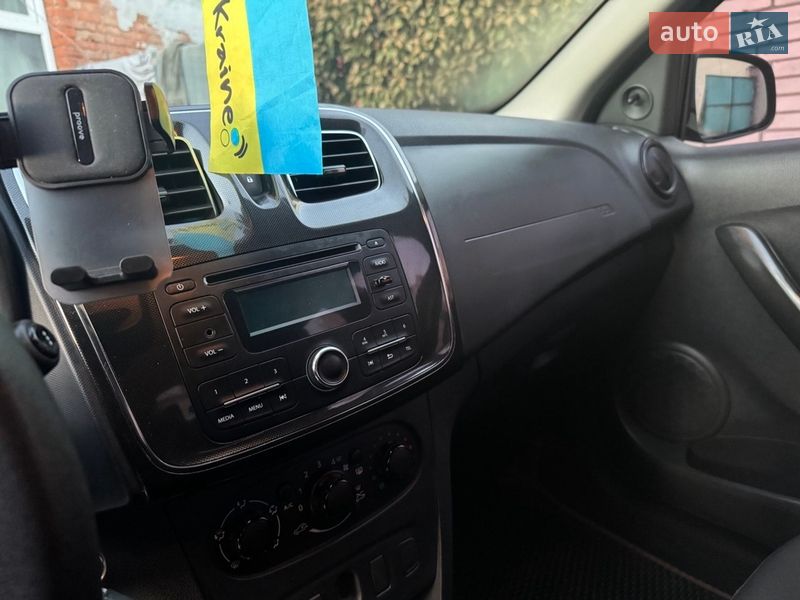 Седан Renault Logan 2017 в Виннице