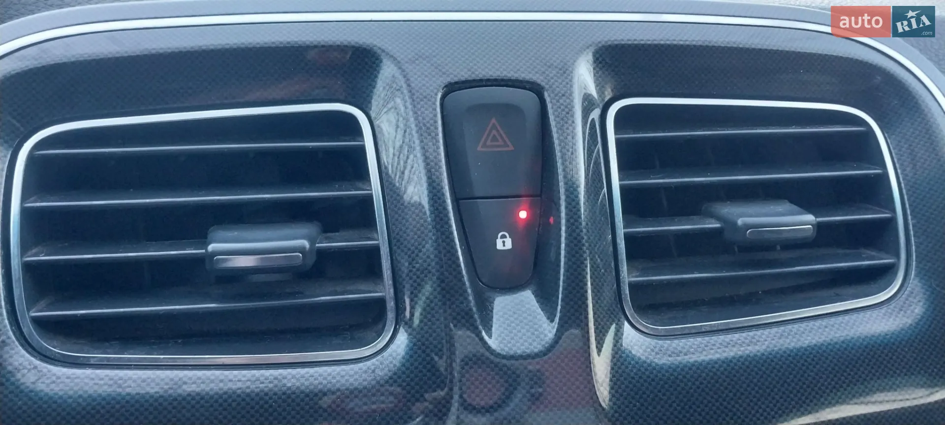 2018 Renault Logan - мініатюра 8