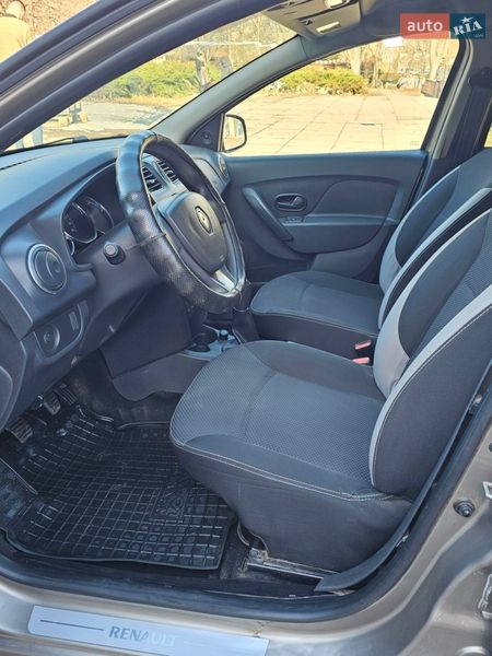 Универсал Renault Logan 2014 в Киеве