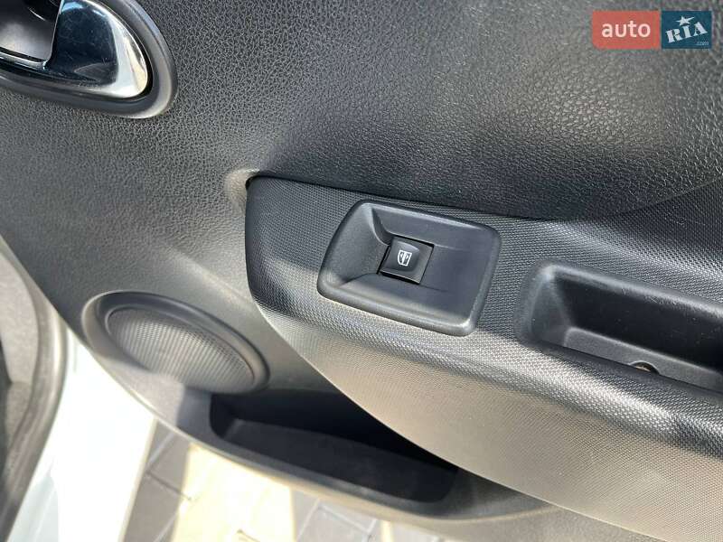 Универсал Renault Logan 2016 в Дубно