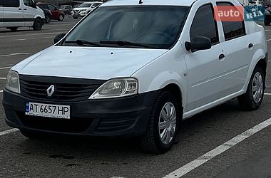 Седан Renault Logan 2010 в Чернівцях