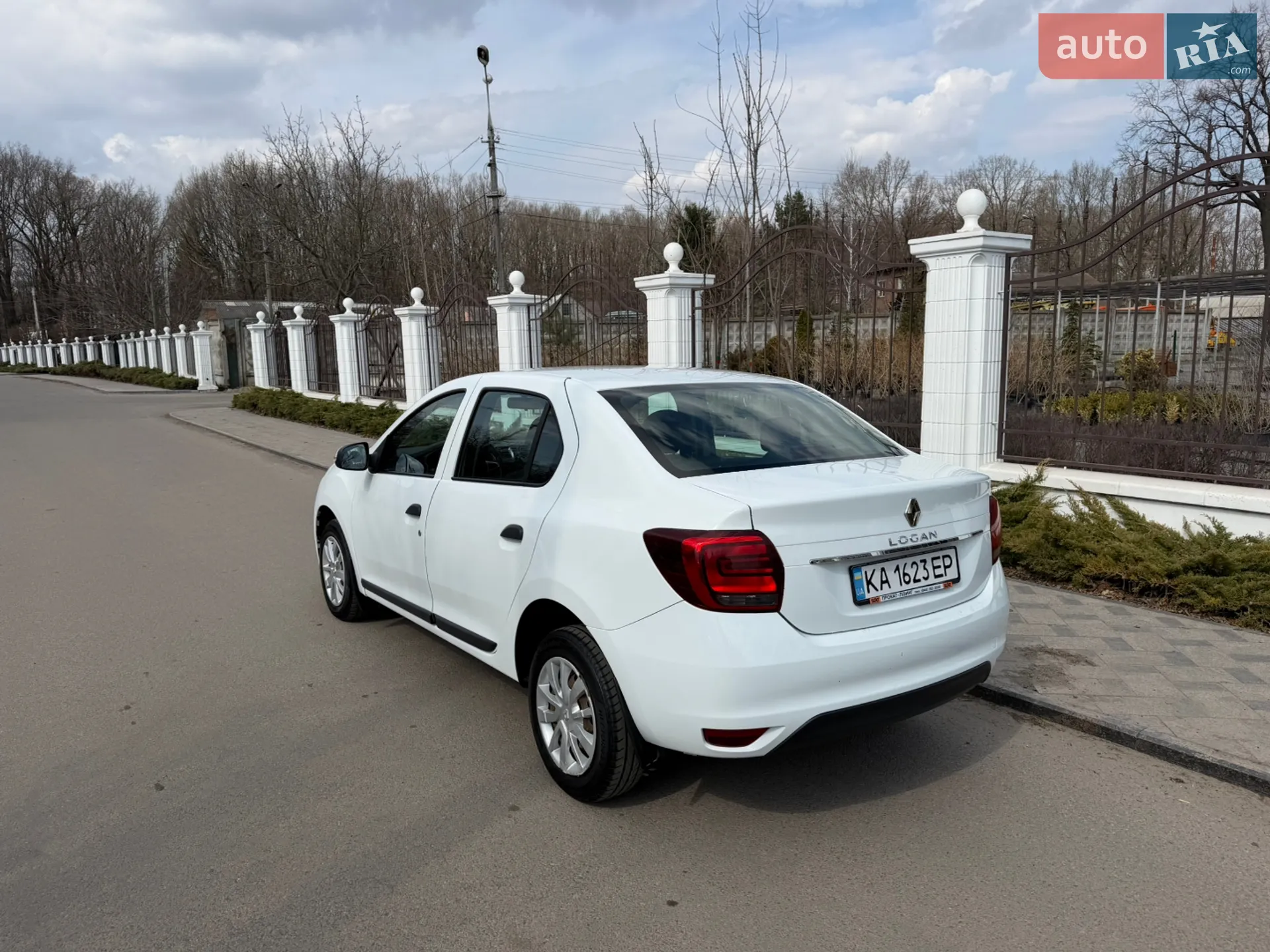 2021 Renault Logan - мініатюра 12