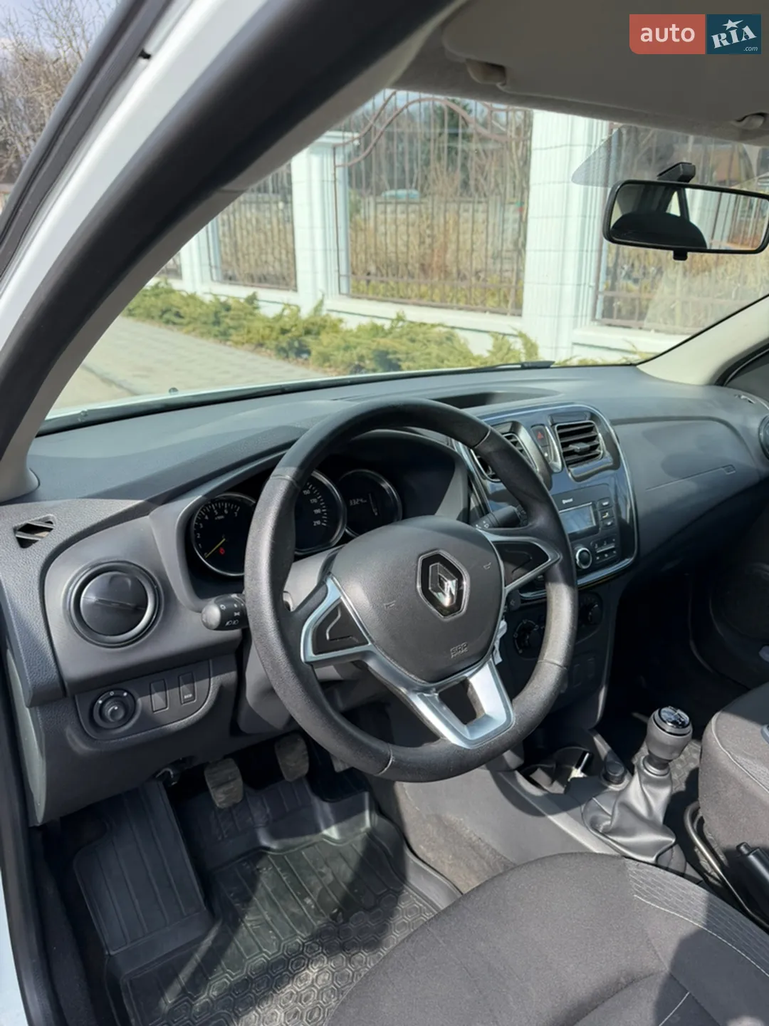 2021 Renault Logan - мініатюра 22