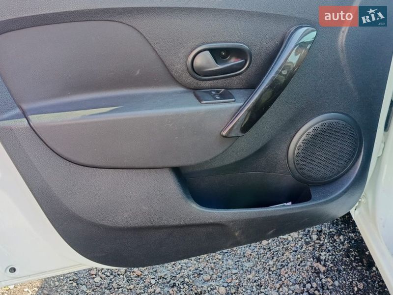 Седан Renault Logan 2020 в Обухове фото 5 Седан Renault Logan 2020 в Обухове