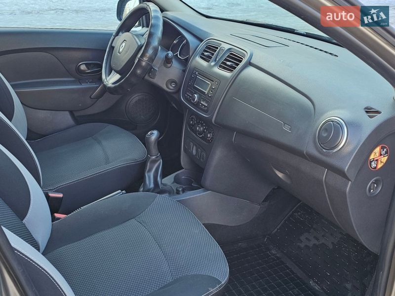 Универсал Renault Logan 2014 в Киеве фото 12 Универсал Renault Logan 2014 в Киеве