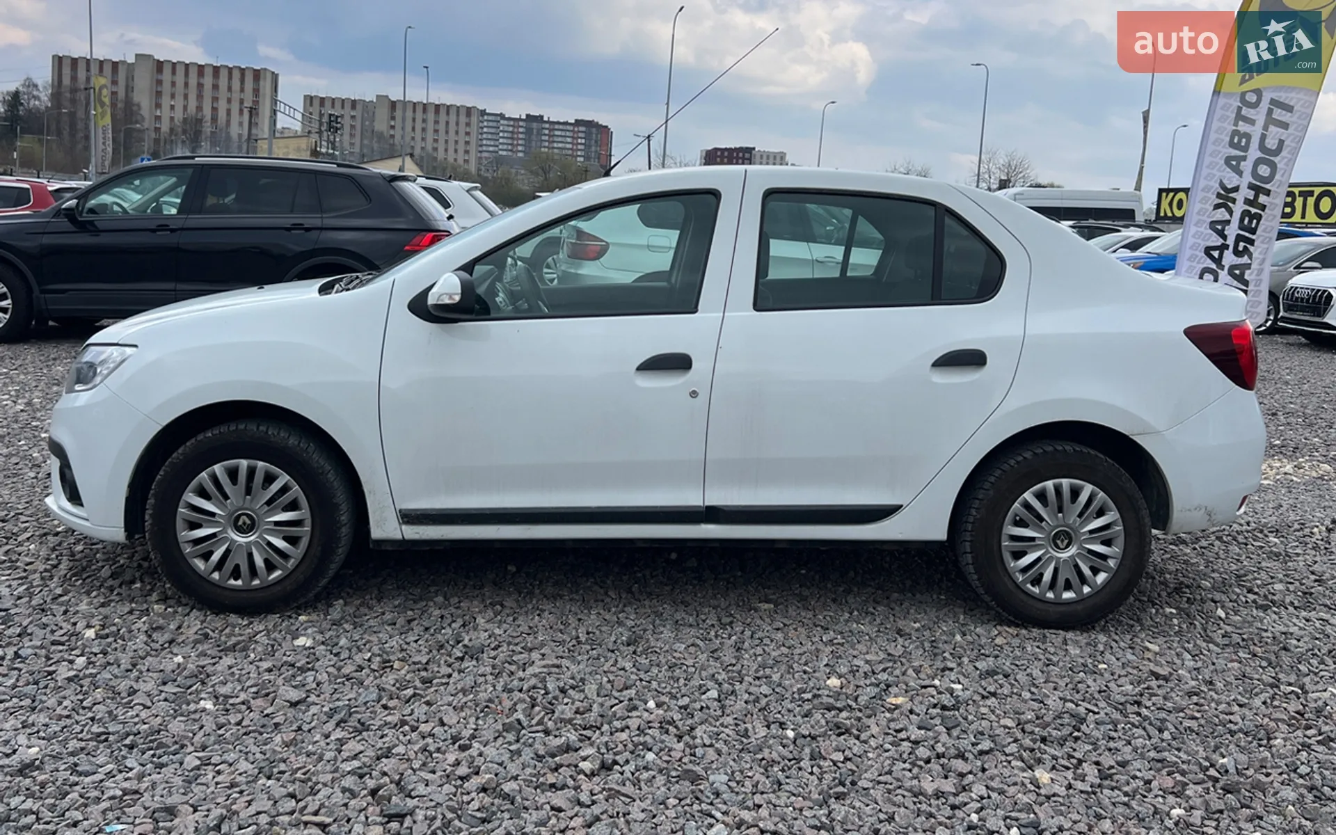 2017 Renault Logan - мініатюра 4
