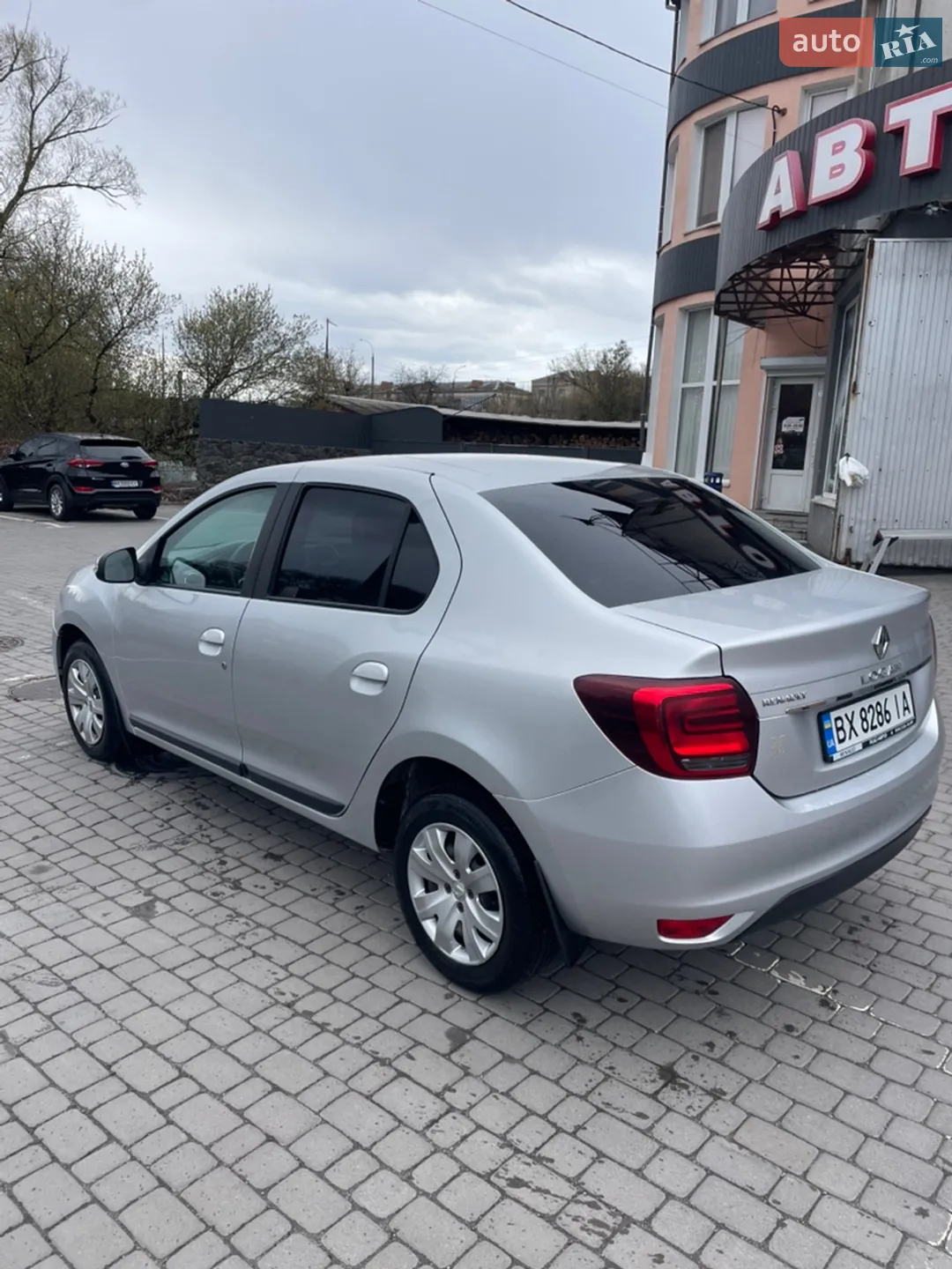2017 Renault Logan - мініатюра 8