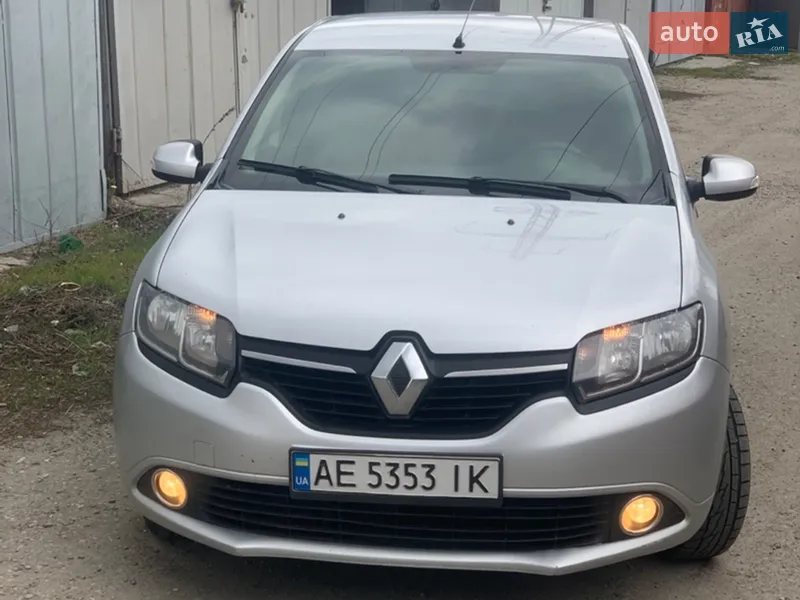 Renault Logan