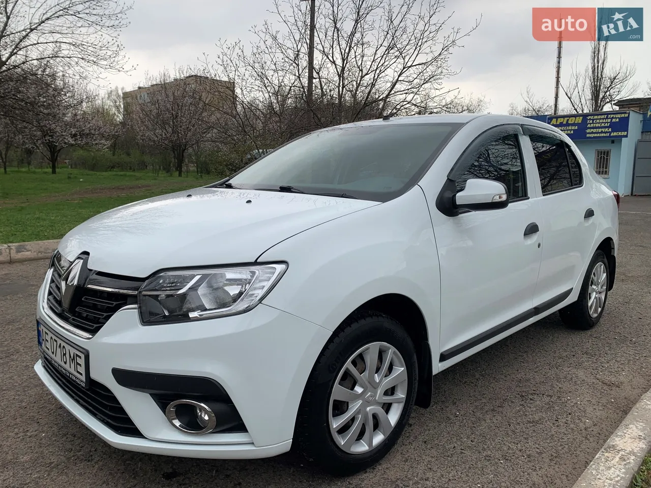 2019 Renault Logan - мініатюра 47