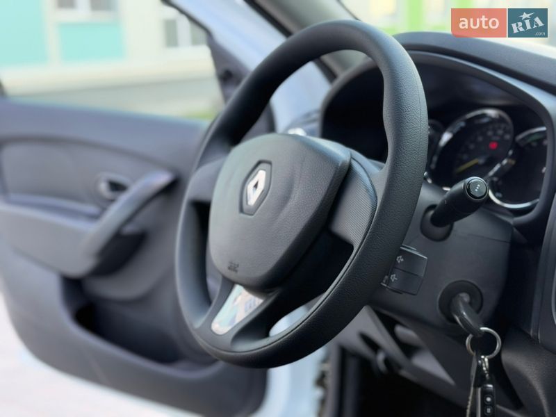 Седан Renault Logan 2013 в Вінниці