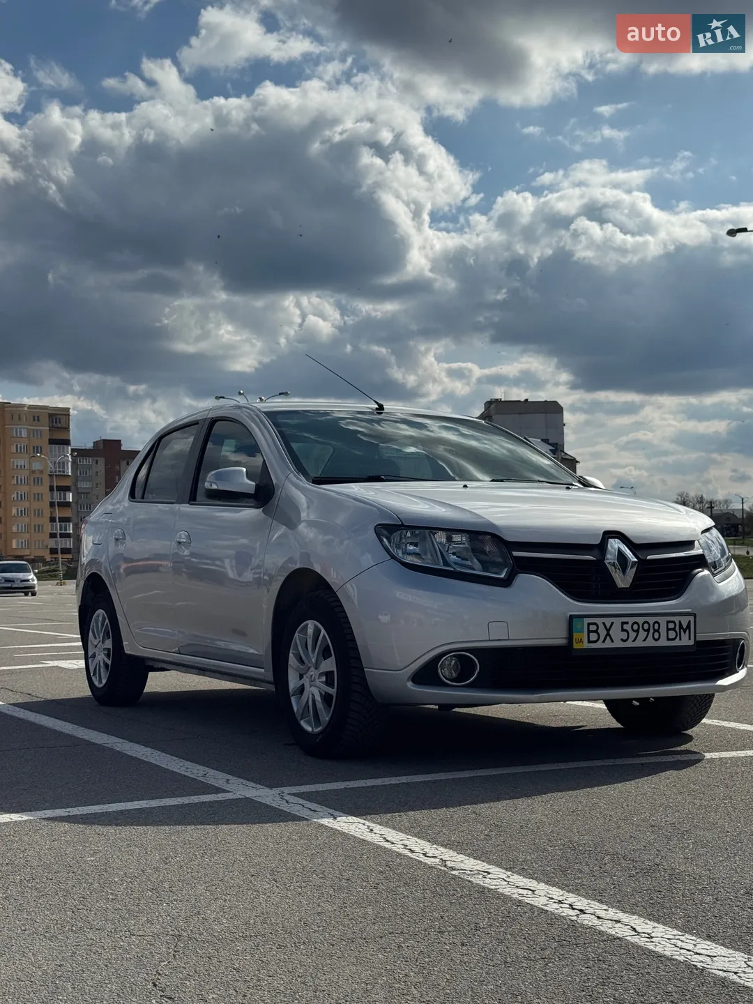 2013 Renault Logan - мініатюра 2