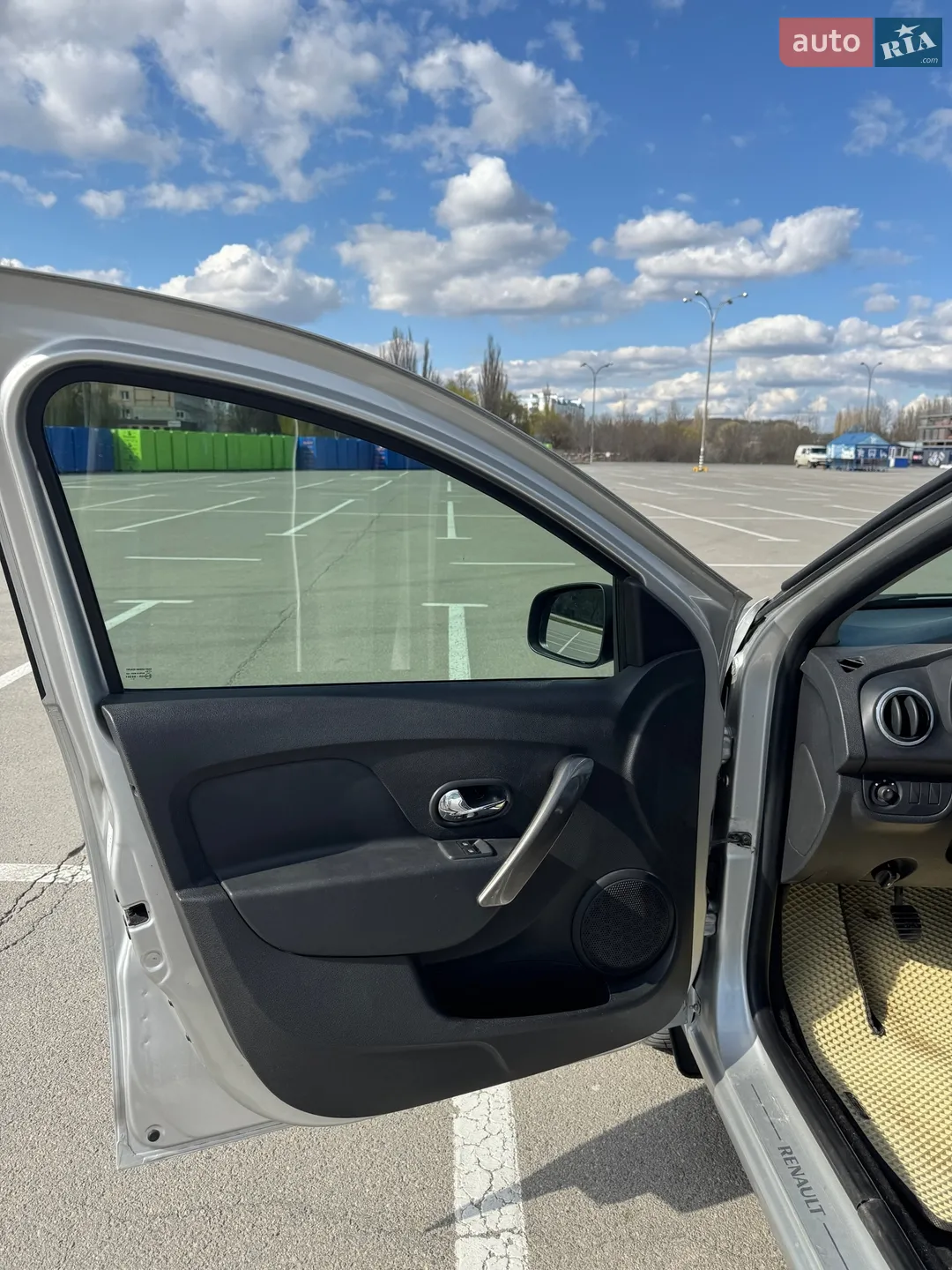 2013 Renault Logan - мініатюра 8