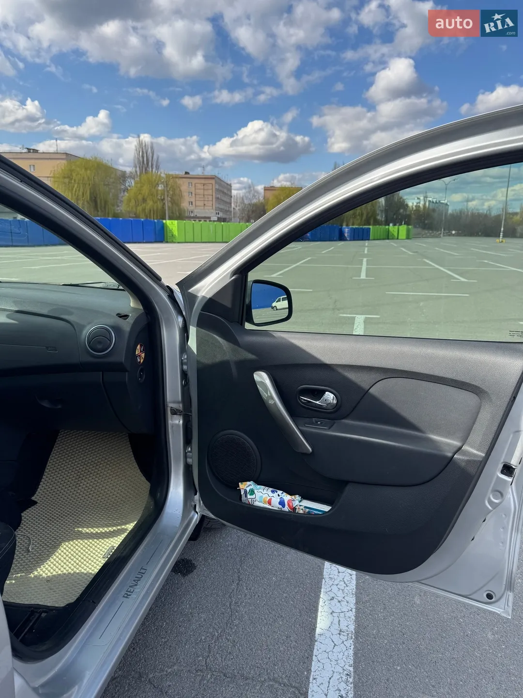 2013 Renault Logan - мініатюра 10