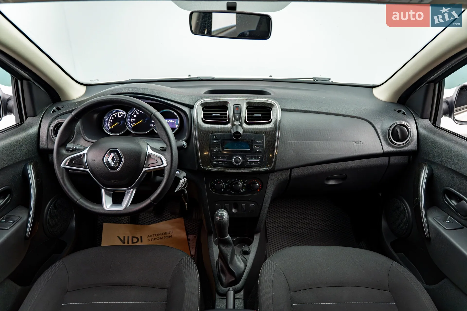 2020 Renault Logan - мініатюра 9