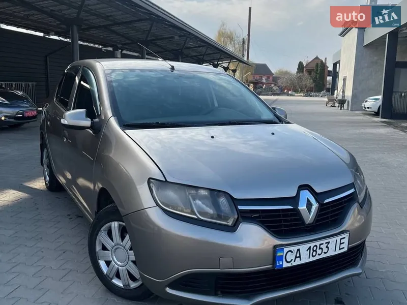 Renault Logan 2013