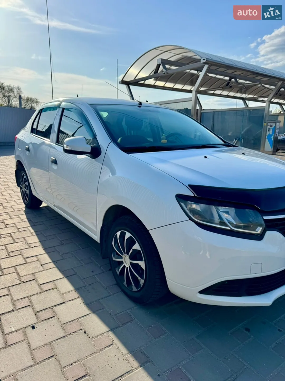 2013 Renault Logan - мініатюра 2
