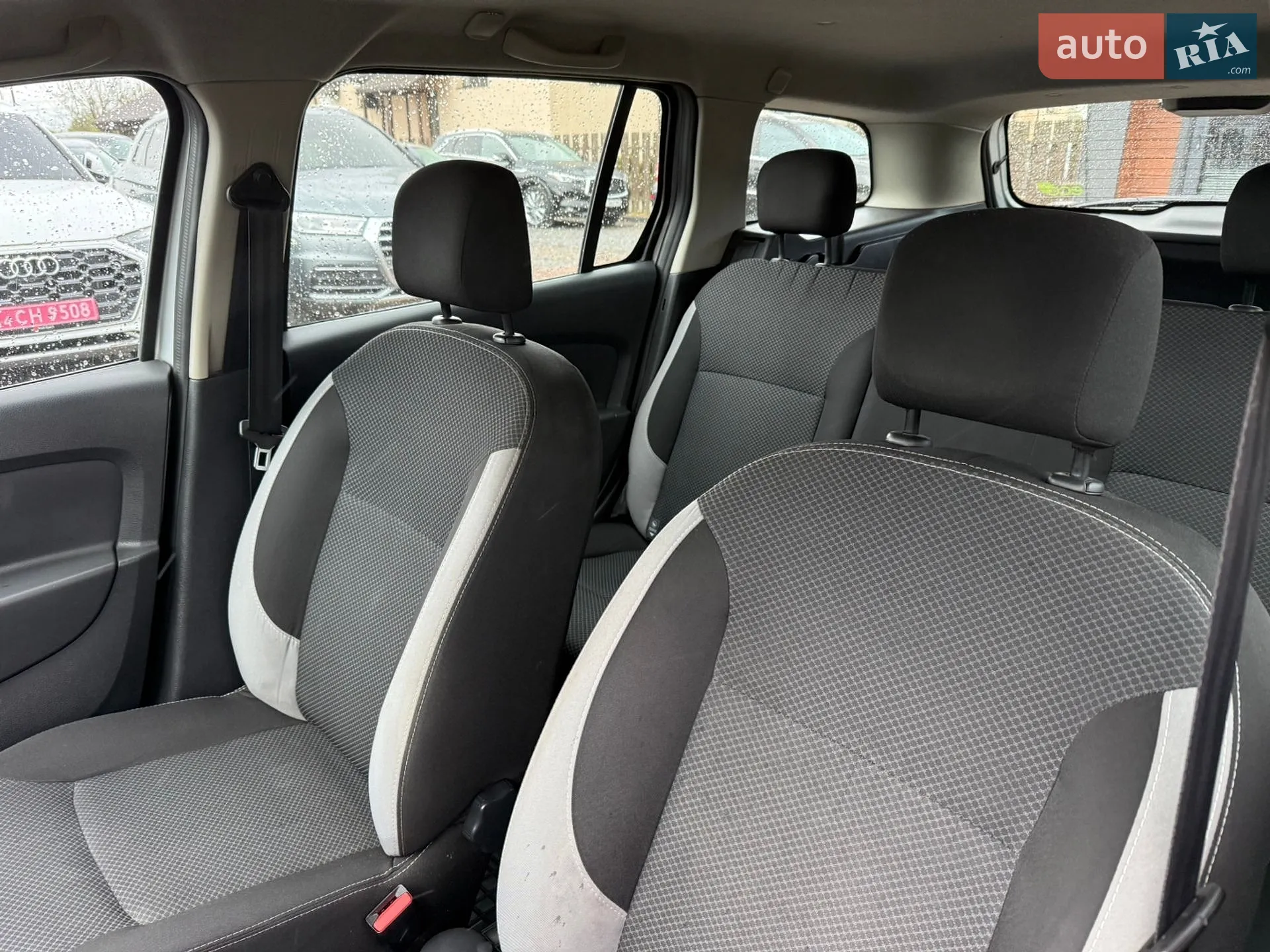 2014 Renault Logan - мініатюра 24
