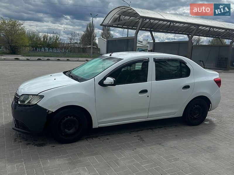 Седан Renault Logan 2013 в Днепре