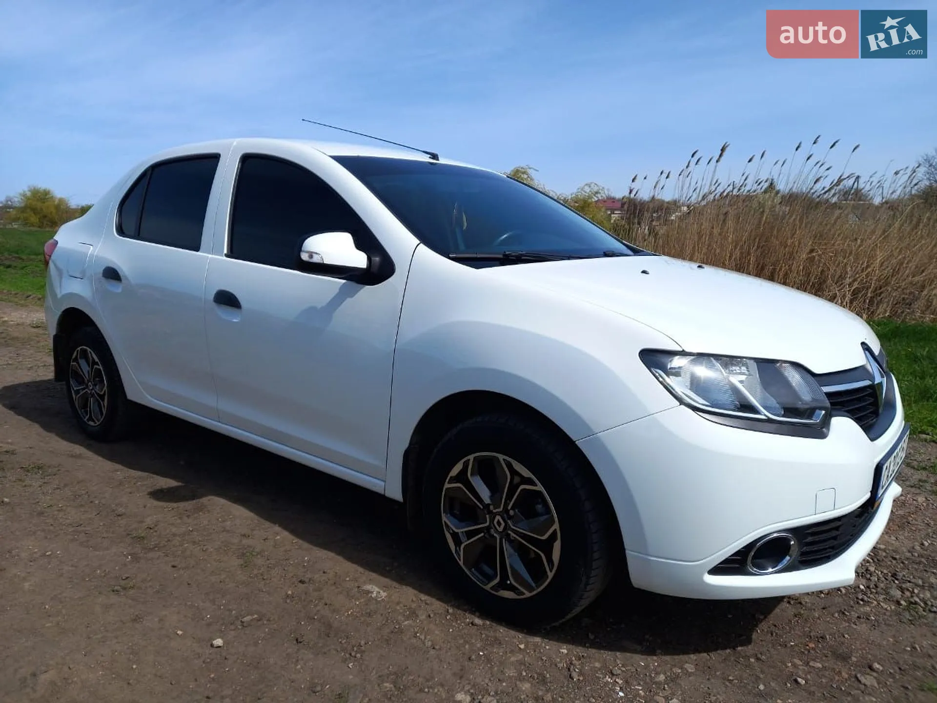 2016 Renault Logan - мініатюра 2
