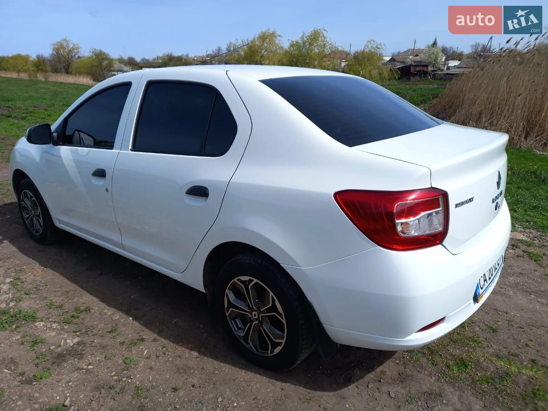 2016 Renault Logan - мініатюра 11