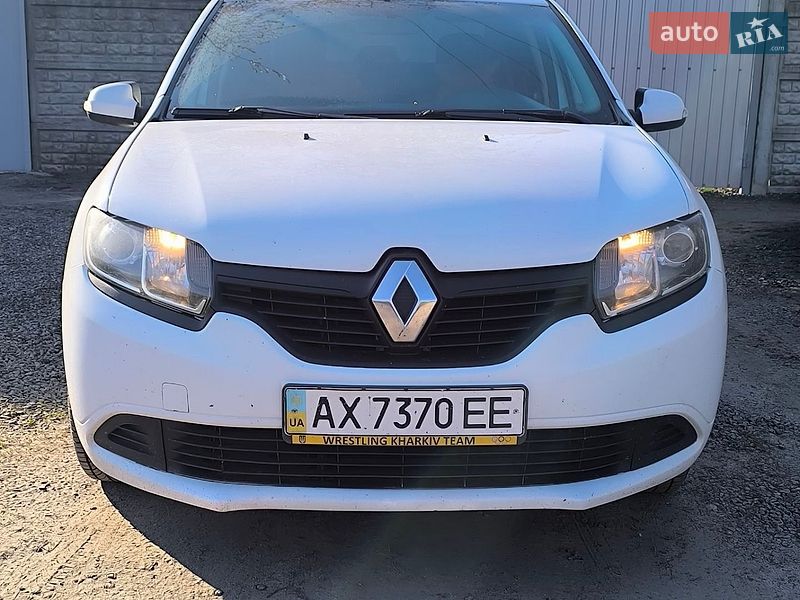 Renault Logan 2014