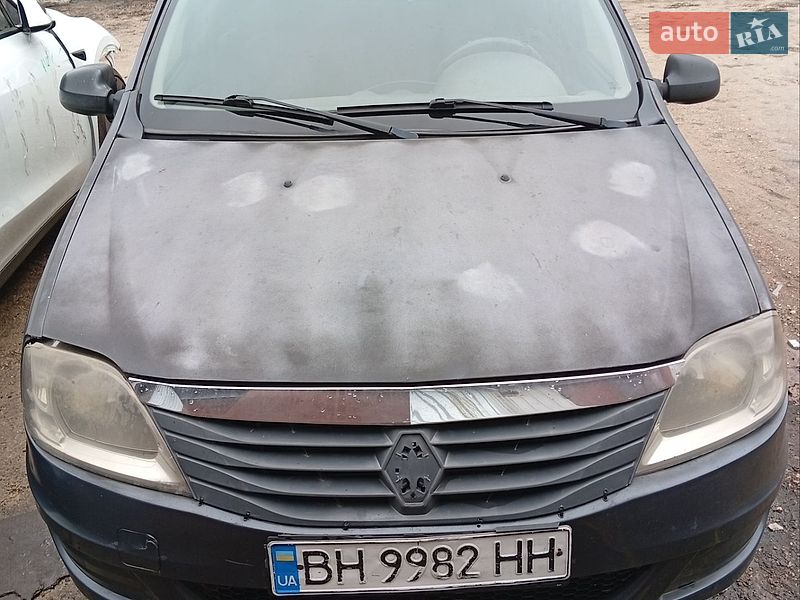 Renault Logan 2010