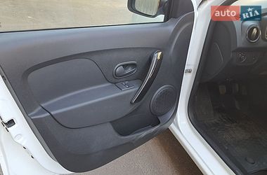 Седан Renault Logan 2021 в Киеве