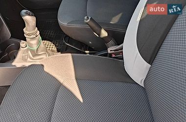 Седан Renault Logan 2015 в Калиновке